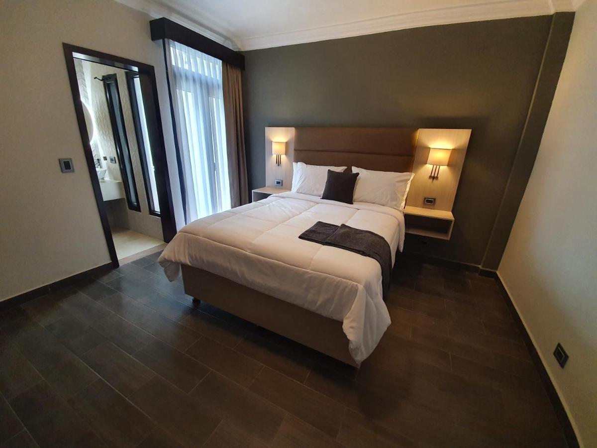L'Aurora Inn Guatemala City Bagian luar foto