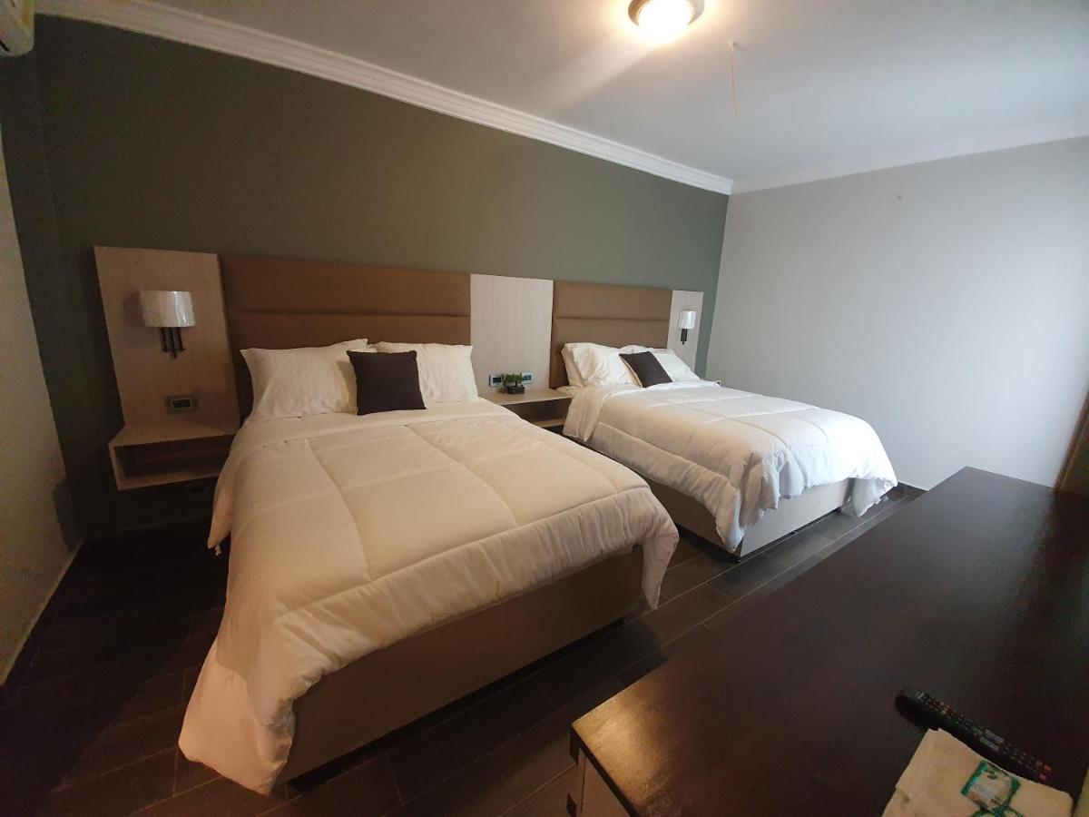 L'Aurora Inn Guatemala City Bagian luar foto