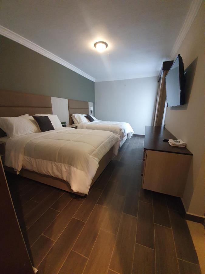 L'Aurora Inn Guatemala City Bagian luar foto